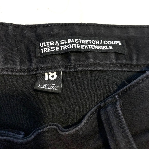 Black Super Skinny Jeans - Picture 2 of 3